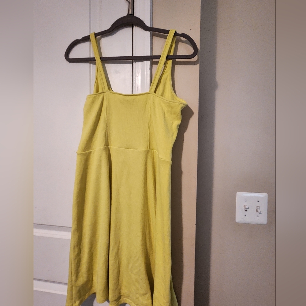 Universal Thread Lemon Ribbed Tank - Picture 4 of 6